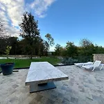 Le Manoir Du Bonheur * Chaumes-en-Brie