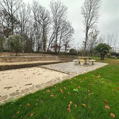 Le Manoir Du Bonheur * Chaumes-en-Brie