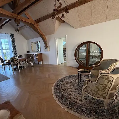 Le Manoir Du Bonheur Chaumes-en-Brie